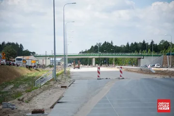 Intensywne prace na odcinkach drogi ekspresowej S8 (zdjęcia)