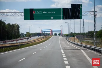 Intensywne prace na odcinkach drogi ekspresowej S8 (zdjęcia)