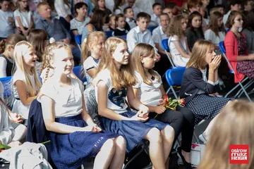 Najmłodsi uczniowie "dwójki" zakończyli rok szkolny (zdjęcia)