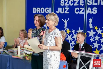 Najmłodsi uczniowie "dwójki" zakończyli rok szkolny (zdjęcia)