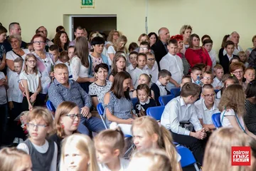 Najmłodsi uczniowie "dwójki" zakończyli rok szkolny (zdjęcia)