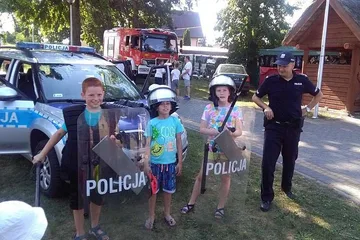 Dzień Dziecka z ostrowską policją (zdjęcia)