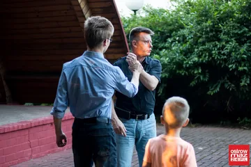 Noc detektywów w ostrowskiej czytelni (zdjęcia, wideo)