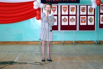 "W hołdzie Niepodległej". Konkurs piosenki patriotycznej (zdjęcia)