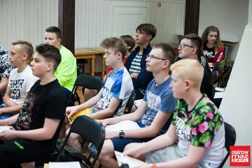 Warsztaty dla gimnazjalistów w ostrowskiej bibliotece (zdjęcia, wideo)