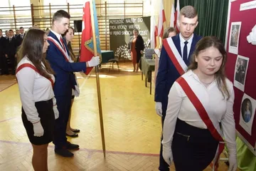 Maturzyści lubiejewskiej placówki opuścili szkolne mury (zdjęcia)