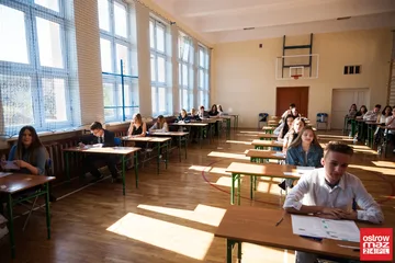 Język obcy na zakończenie egzaminu gimnazjalnego (zdjęcia)