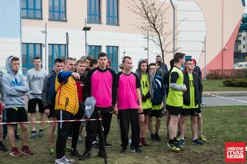 Sztafetowe biegi przełajowe szkół średnich w Ostrowi Mazowieckiej (zdjęcia)