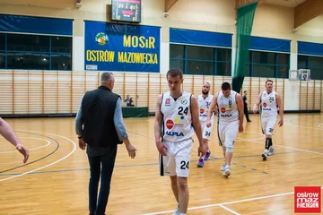 Sokół przegrał pierwsze starcie o utrzymanie (zdjęcia, wideo)