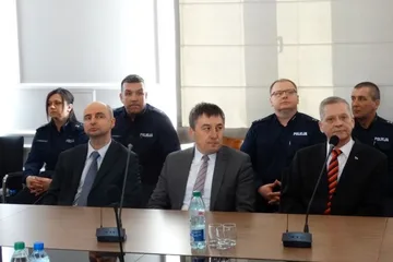 Odprawa roczna ostrowskich policjantów (zdjęcia)