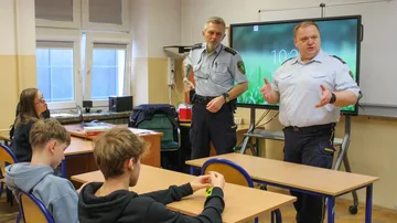 Hulajnoga, odblask i zdrowy rozsądek – o bezpieczeństwie na drodze bez nudy (zdjęcia)