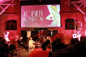 Kobiety Kobietom, wieczór o mocy, emocjach i sztuce w Galerii Jatki (zdjęcia)