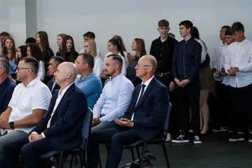 Uroczyste rozpoczęcie roku szkolnego w szkołach! Zobacz, jak wyglądał pierwszy dzień w "Rubinku" (zdjęcia)