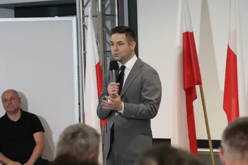 Tłumy na spotkaniu z Patrykiem Jakim w Starej Elektrowni (zdjęcia)