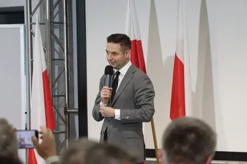 Tłumy na spotkaniu z Patrykiem Jakim w Starej Elektrowni (zdjęcia)