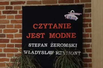 "Czytanie jest modne" po raz ósmy w ostrowskiej bibliotece (zdjęcia)
