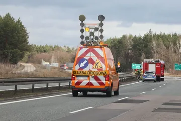 Wypadek na S8. Zderzenie osobówki z ciężarówką! (zdjęcia)