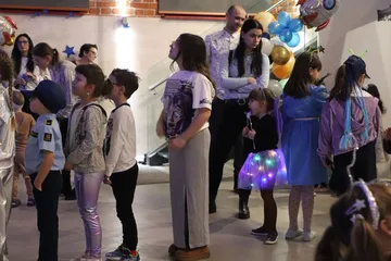 Kosmiczny Bal Karnawałowy - galaktyczna zabawa pełna atrakcji! (zdjęcia, wideo)