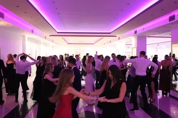 Studniówka uczniów "Koperniczka" w Tango. Niezapomniana noc maturzystów (zdjęcia, wideo)