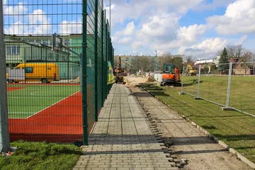  Powiat Ostrowski buduje nowoczesne boisko wielofunkcyjne! (zdjęcia)