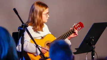 Muzyczne popołudnie w Galerii Sztuki "Jatki" - Koncert Młodych Muzyków (zdjęcia)