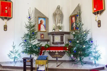 Tradycja, sztuka i wspólnota. Zobacz szopki bożonarodzeniowe w ostrowskich kościołach