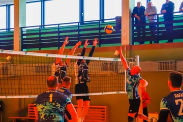 12. kolejka zmagań siatkarskich Ligi Siatkarzy Amatorów już za nami (zdjęcia)