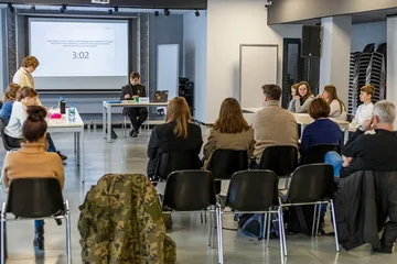 Grupy ostrowskiej młodzieży dyskutują o historii (zdjęcia)