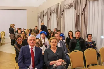 Pieśni patriotyczne wybrzmiały w sobotni wieczór w Zajeździe Cobra (zdjęcia)