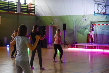 Dzień Odpoczynku dla Zszarganych Nerwów podczas zajęć Zumba (zdjęcia)