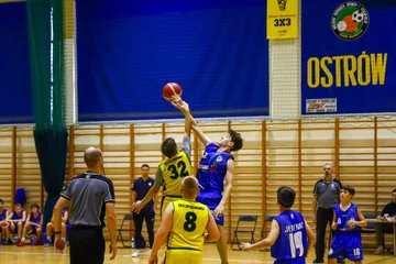 Młodzi koszykarze MKS Ostrowianka ponownie pokazali swoje umiejętności (zdjęcia)