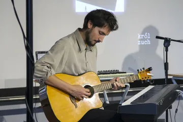 Sebastian Brejnak i Karol Miernik poprowadzili muzyczno-literacki poranek (zdjęcia)