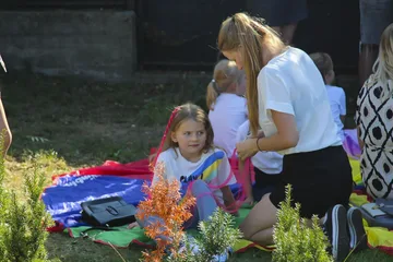 Parafialny Festyn Rodzinny w ogrodzie Parafii WNMP: Dzień pełen radości i wspólnoty (zdjęcia)