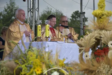 W Małkini Górnej mieszkańcy podziękowali za tegoroczne plony (zdjęcia)