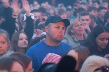 Eksplozja reggae na 19. Dniach Ostrowi Mazowieckiej - Kamil Bednarek zdominował scenę! (zdjęcia, wideo)