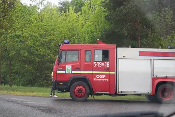 Śmiertelny wypadek w Jeleniach! 66-letni mężczyzna zginął na miejscu! (zdjęcia)