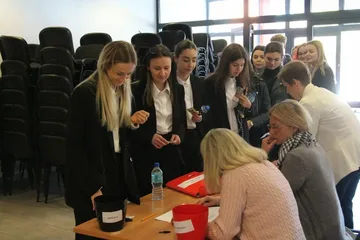 Uczniowie "Kopernika" rozpoczęli maraton maturalny (zdjęcia)