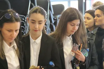 Uczniowie "Kopernika" rozpoczęli maraton maturalny (zdjęcia)
