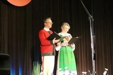 Jubileusz Zespołu Pieśni i Tańca "BezWianka" -  20 lat pieśni i tańca, 20 lat inspiracji! (zdjęcia, wideo)