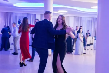 Maturzyści z ZSCKR w Starym Lubiejewie świętowali swój bal w "Euforii" (zdjęcia, wideo)
