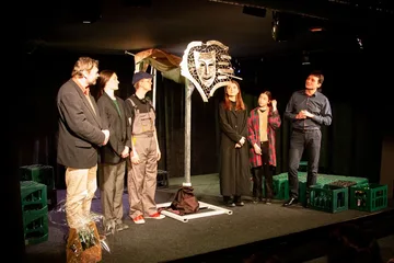 Uroczyste odsłonięcie rzeźby w Teatrze Scena Kotłownia! (zdjęcia)