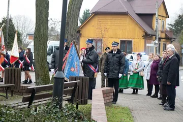 Obchody Narodowego Święta Niepodległości pod pomnikiem Marszałka Józefa Piłsudskiego w Broku (zdjęcia)