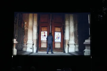 Kino plenerowe w Bogutach-Piankach. Na ekranie pojawił się film pt. "Wakacje Mikołajka" (zdjęcia)