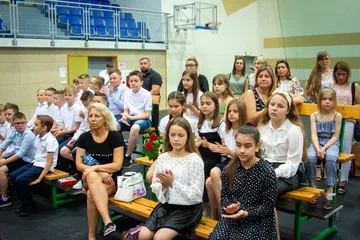 Zakończenie roku szkolnego w SP nr 1 w Ostrowi Mazowieckiej (zdjęcia) 