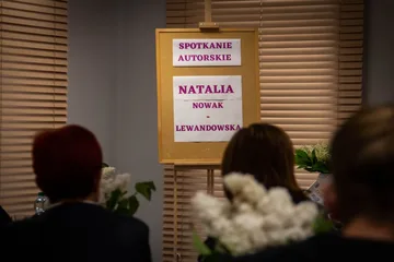 Spotkanie autorskie z Natalią Nowak-Lewandowską w Wąsewie (zdjęcia)