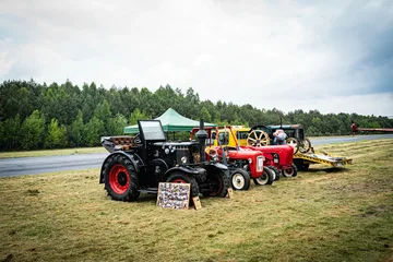 Piknik lotniczy w Grądach trwa (zobacz zdjęcia)