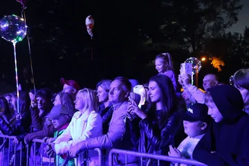 Zespół Łzy gwiazdą wieczoru dożynek gminnych! (zdjęcia)