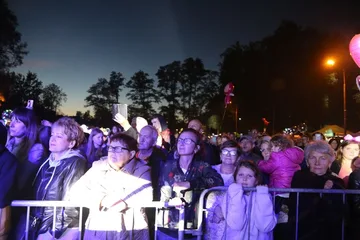Zespół Łzy gwiazdą wieczoru dożynek gminnych! (zdjęcia)