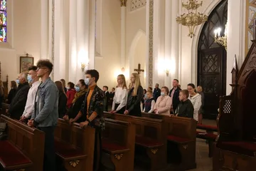 Uroczysta msza święta z okazji rozpoczęcia nowego roku szkolnego (zdjęcia)