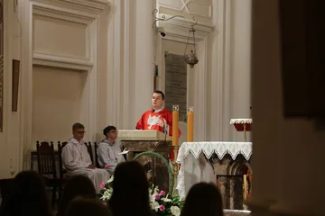 Uroczysta msza święta z okazji rozpoczęcia nowego roku szkolnego (zdjęcia)